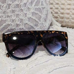 EGO Eyewear 3205 - Like New